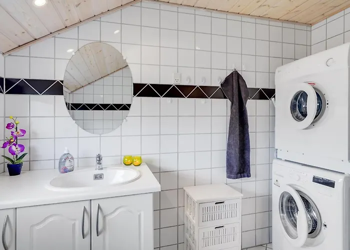 Allita - 12km From The Sea By Interhome Nyaraló